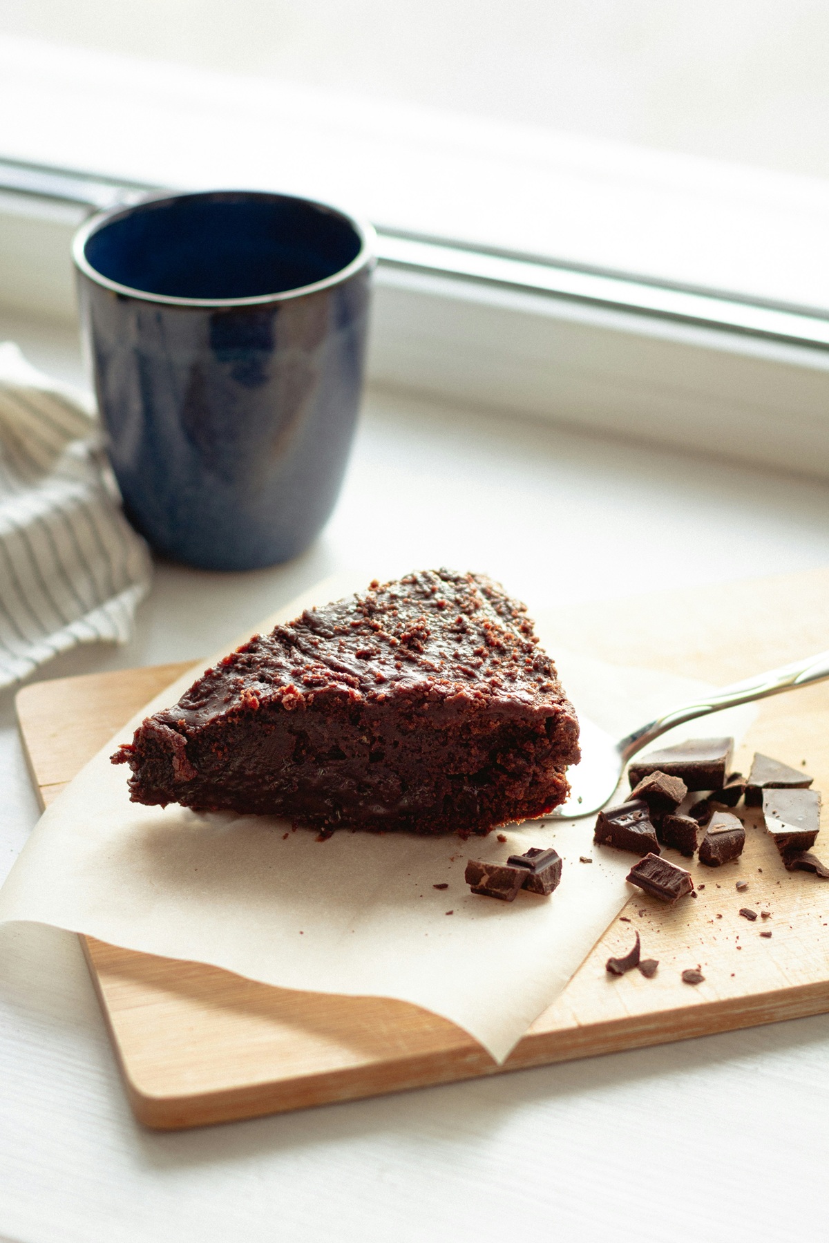 Part de cake au chocolat moelleux, dégustation consciente